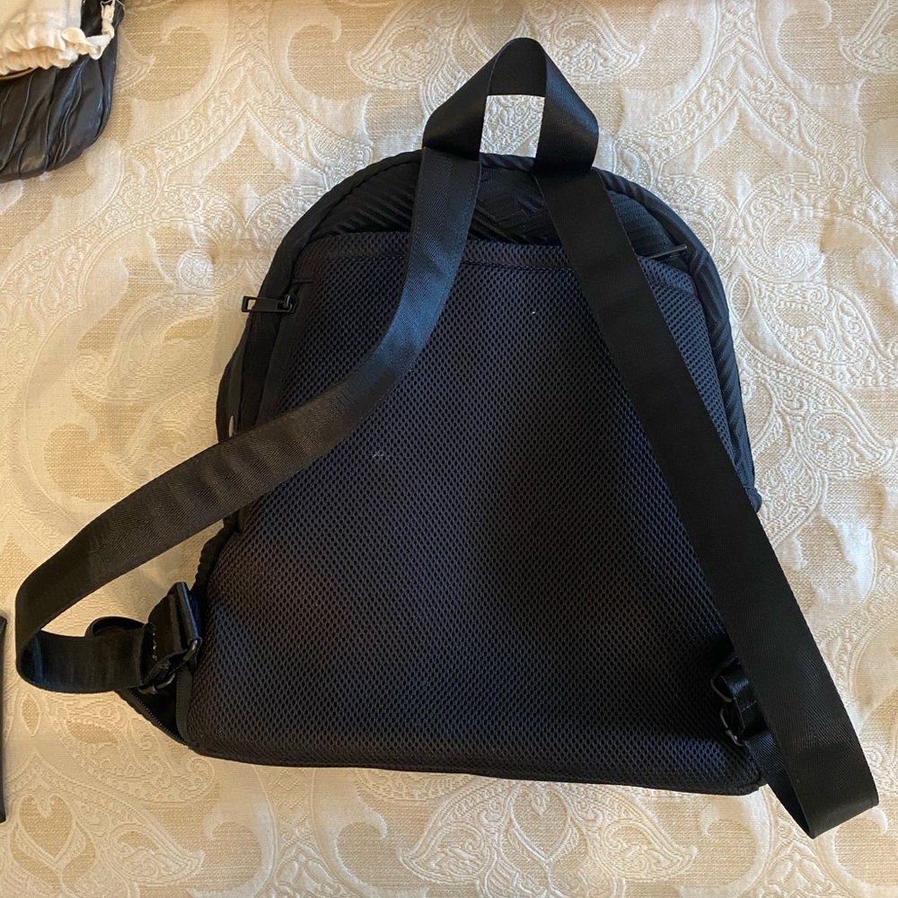 Go Dash Dot Backpack - image 6